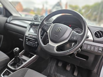 Used Suzuki Vitara 2019 for sale - 76105931: Photo 3