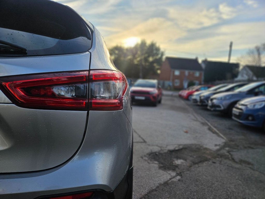 Used Nissan Qashqai 2018 for sale - 77132935: Photo 17