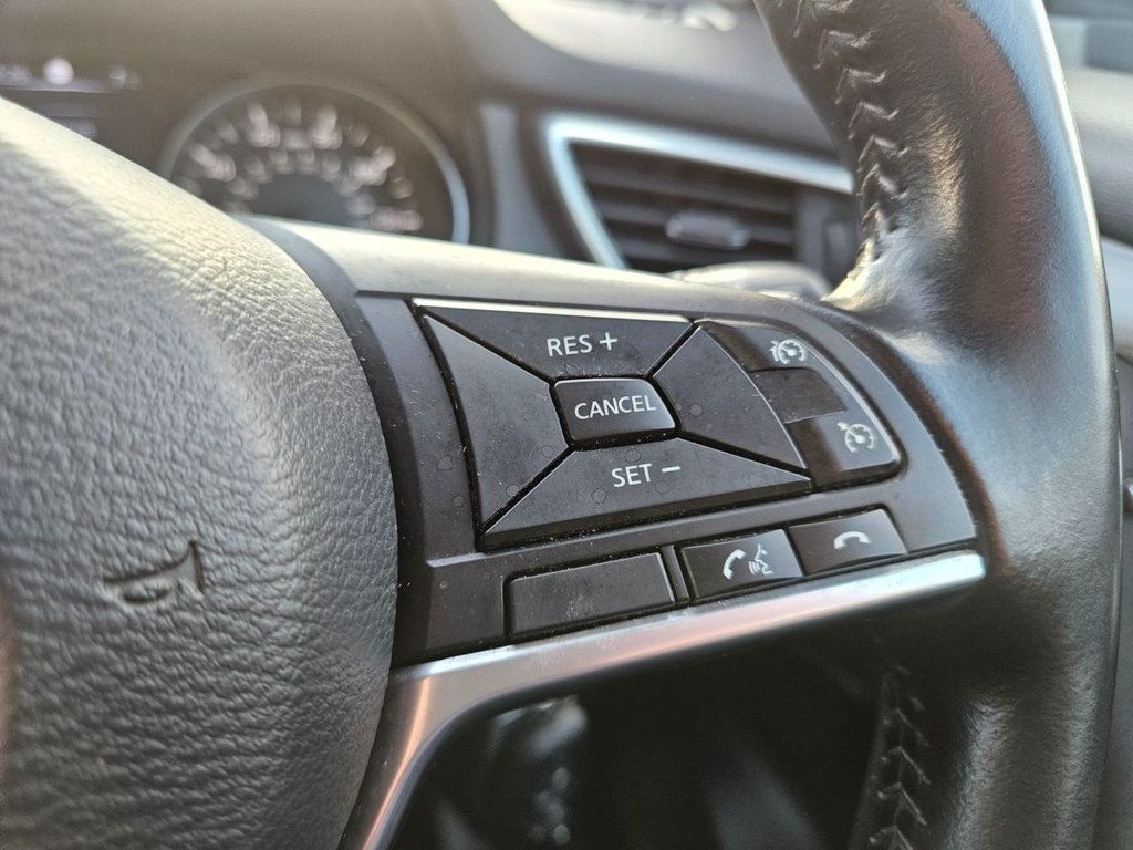 Used Nissan Qashqai 2018 for sale - 77132935: Photo 28