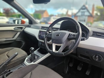 Used SEAT Arona 2017 for sale - 78793382: Photo