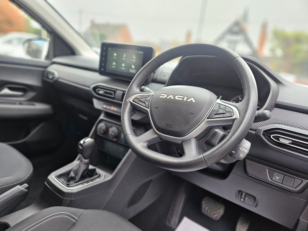 Used Dacia Sandero 2023 for sale - 76396047: Photo 2