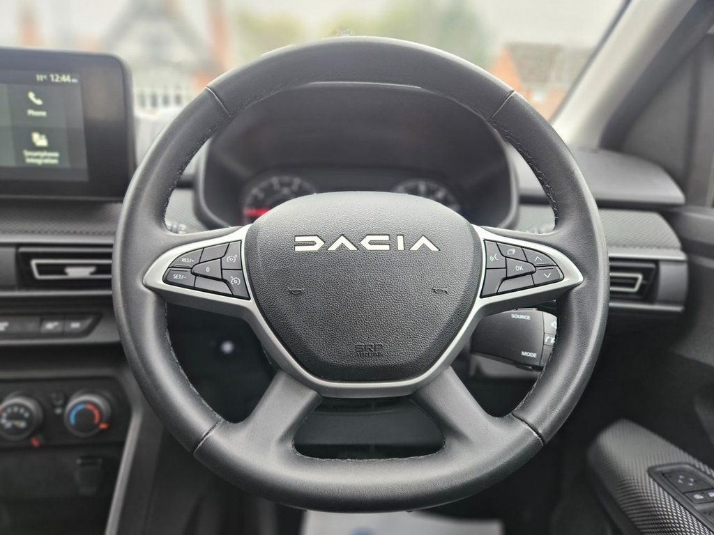 Used Dacia Sandero 2023 for sale - 76396047: Photo 4