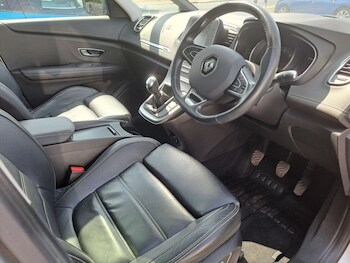 Used Renault Scenic 2017 for sale - 75473613: Photo