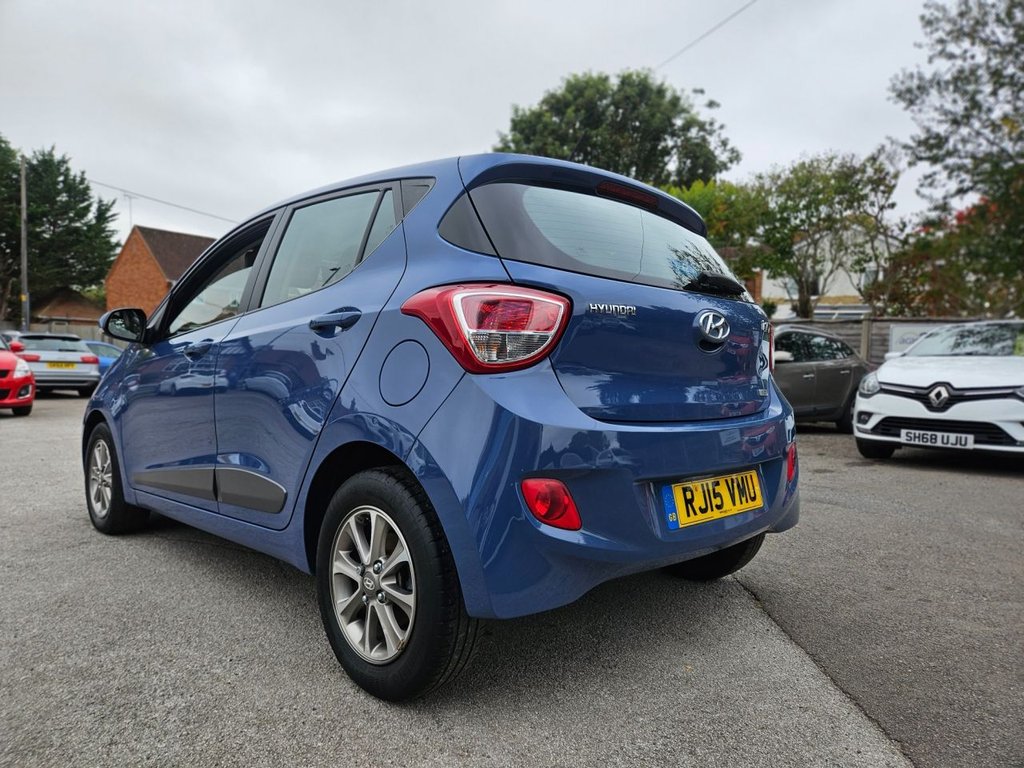 Used Hyundai i10 2015 for sale - 76527140: Photo 11