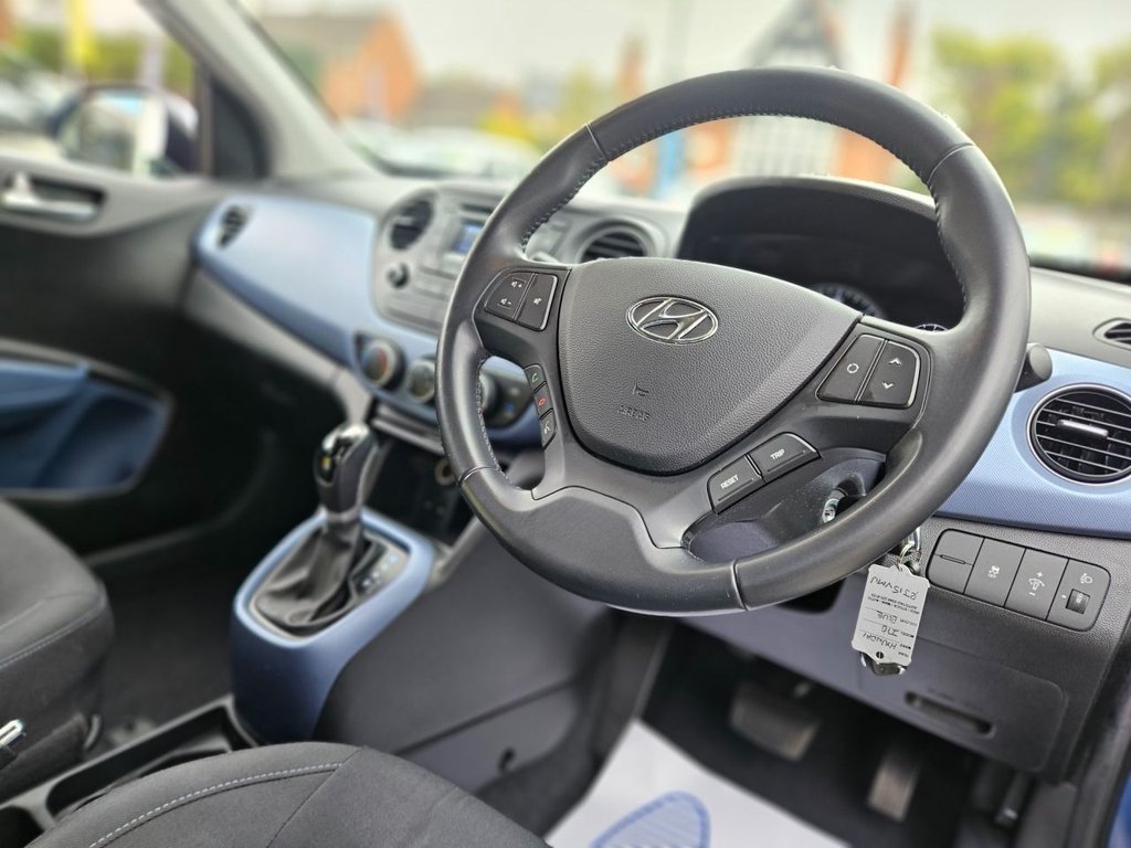 Used Hyundai i10 2015 for sale - 76527140: Photo 2