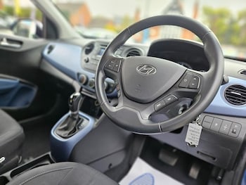 Used Hyundai i10 2015 for sale - 76527140: Photo