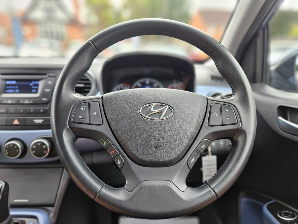 Used Hyundai i10 2015 for sale - 76527140: Photo 6