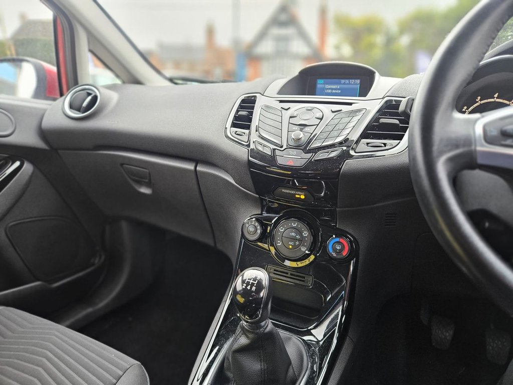 Used Ford Fiesta 2017 for sale - 78044336: Photo 6