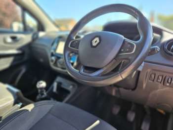 Used Renault Captur 2016 for sale - 74318754: Photo