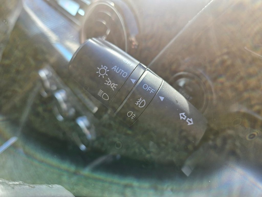 Used Mazda Mazda2 2018 for sale - 76632264: Photo 15