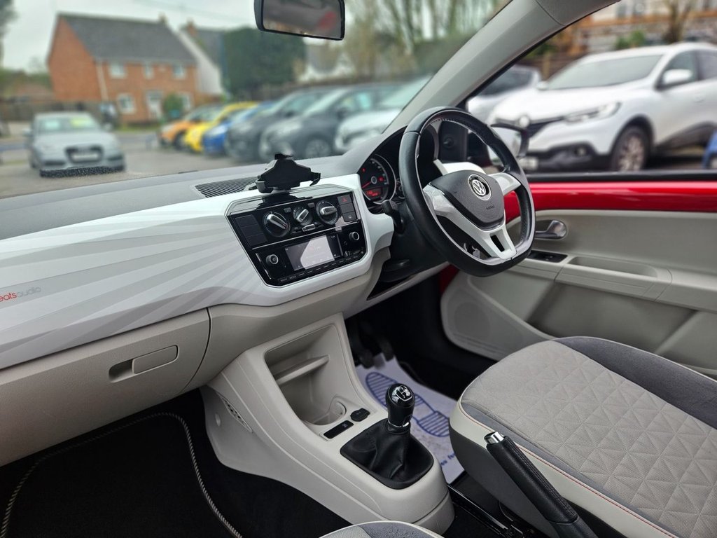 Used Volkswagen up! 2017 for sale - 77287804: Photo 12