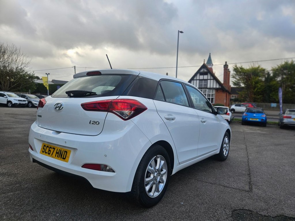 Used Hyundai i20 2018 for sale - 76768588: Photo 12
