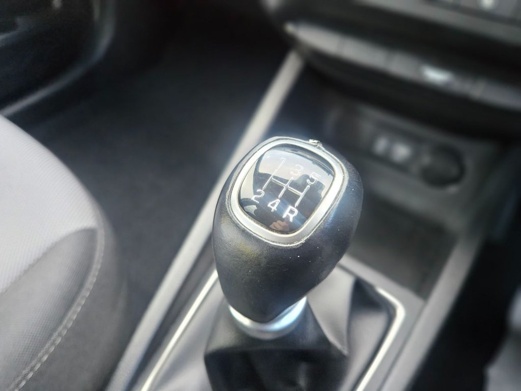 Used Hyundai i20 2018 for sale - 76768588: Photo 18