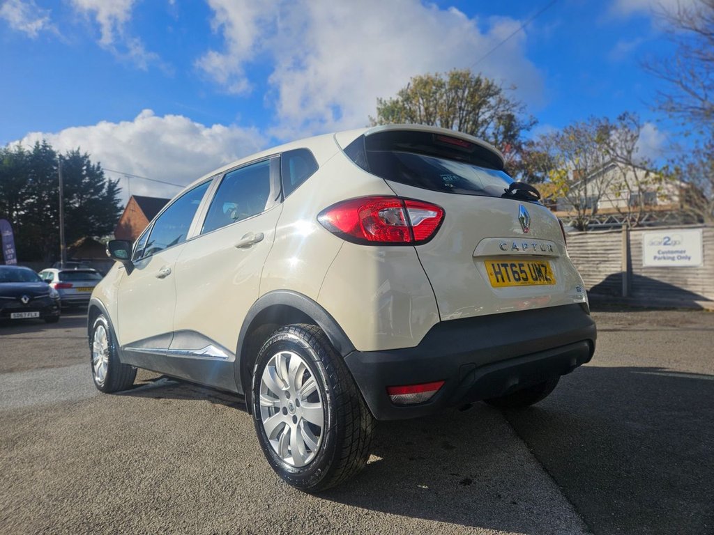 Used Renault Captur 2016 for sale - 76470445: Photo 12