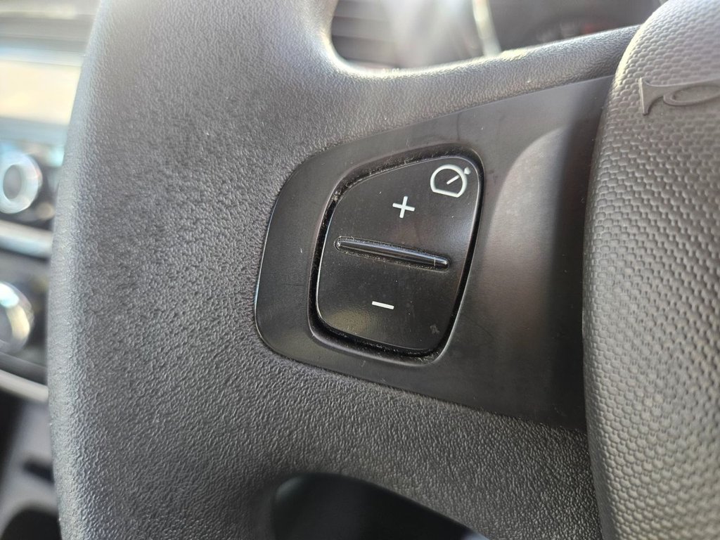 Used Renault Captur 2016 for sale - 76470445: Photo 9