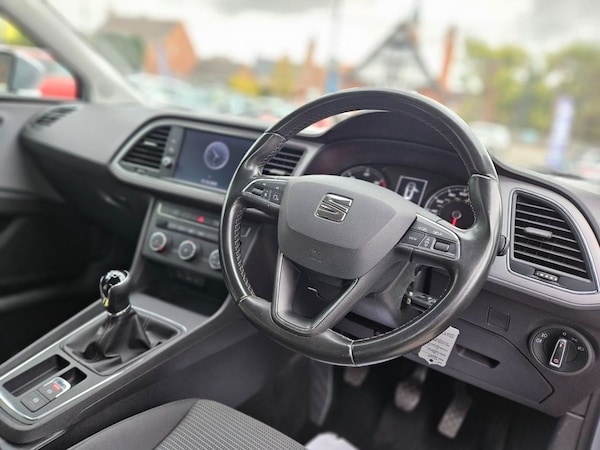 Used SEAT Leon 2019 for sale - 76147762: Photo 2