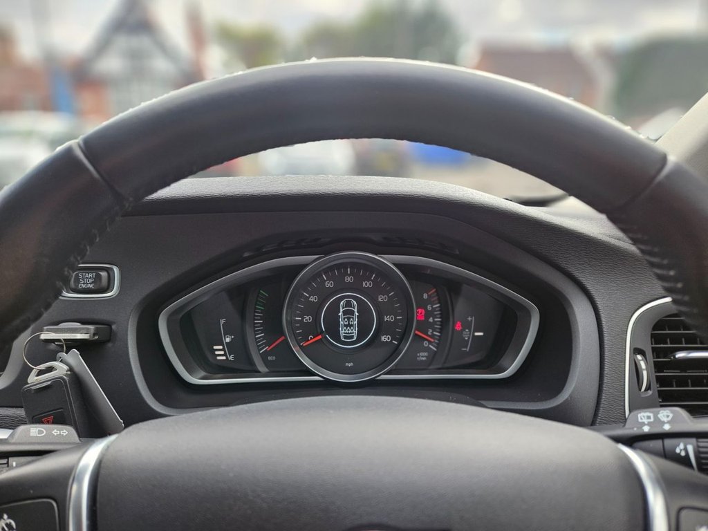 Used Volvo V40 2017 for sale - 77779855: Photo 23