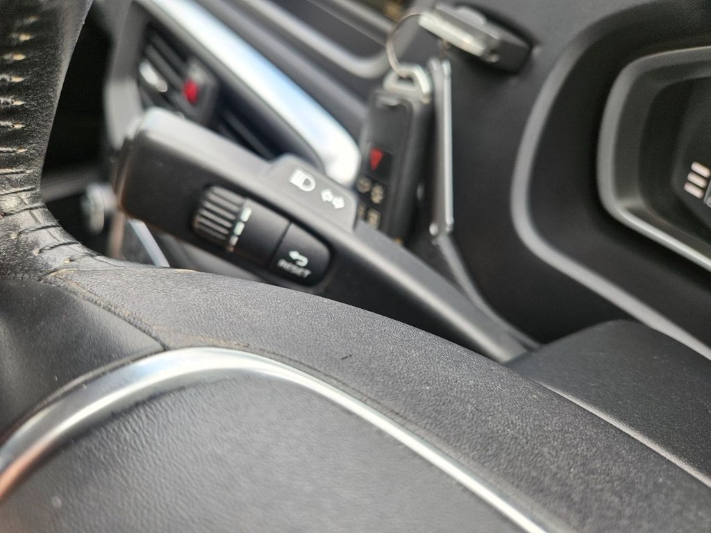 Used Volvo V40 2017 for sale - 77779855: Photo 25