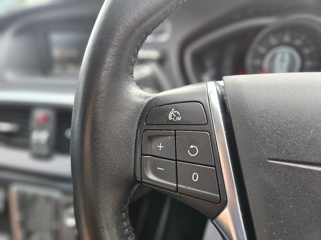 Used Volvo V40 2017 for sale - 77779855: Photo 27