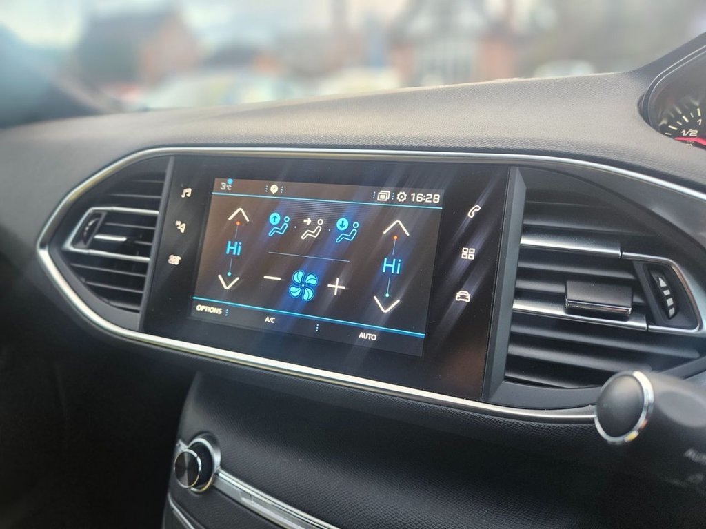 Used Peugeot 308 2018 for sale - 76510251: Photo 27