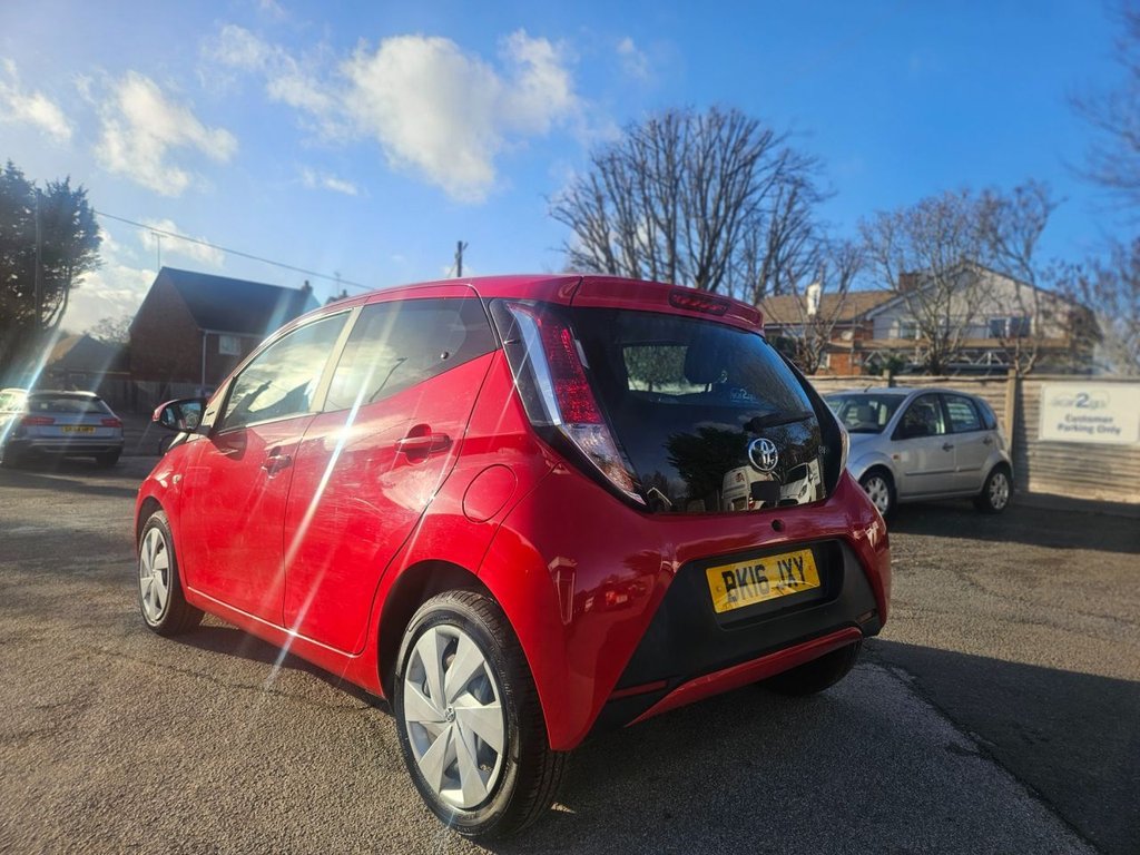Used Toyota AYGO 2016 for sale - 76617465: Photo 11
