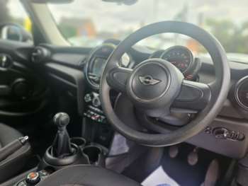 Used MINI Hatch 2017 for sale - 75087300: Photo