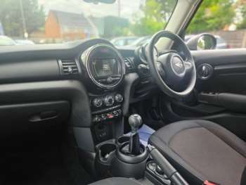 Used MINI Hatch 2017 for sale - 75087300: Photo