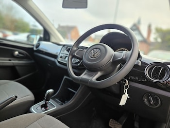 Used Volkswagen up! 2013 for sale - 77806836: Photo