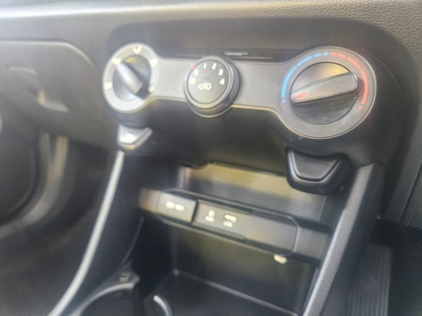 Used Kia Picanto 2018 for sale - 75171420: Photo 20