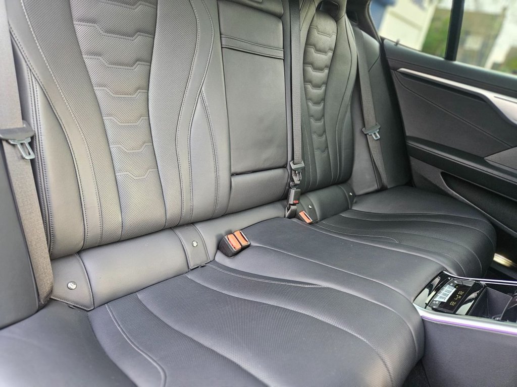 Used BMW 8 Series 2020 for sale - 77031135: Photo 40