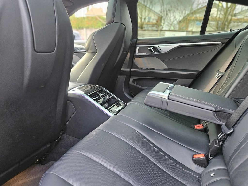 Used BMW 8 Series 2020 for sale - 77031135: Photo 8