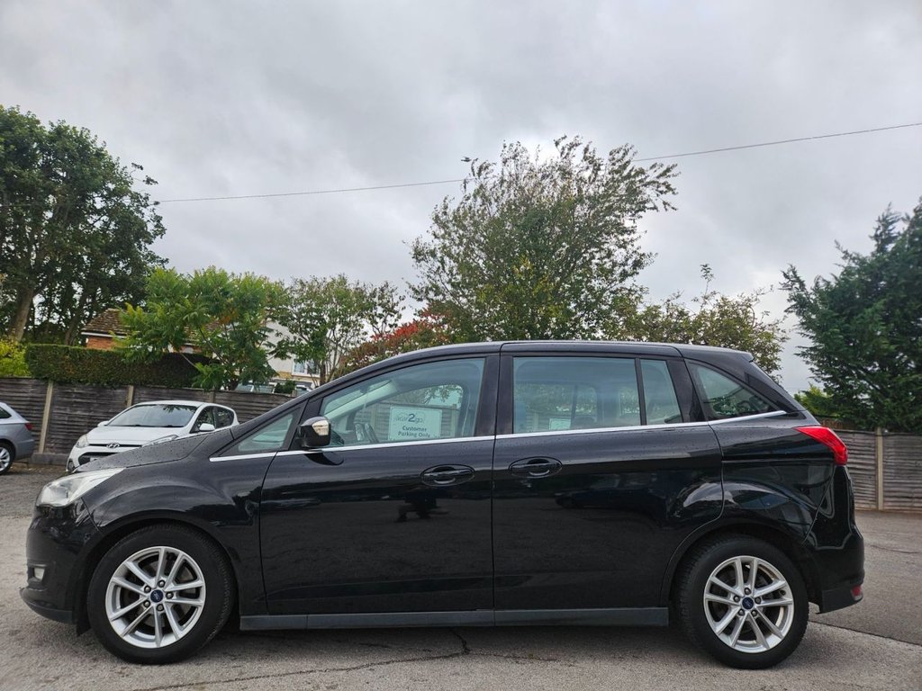 Used Ford Grand C-Max 2018 for sale - 76105984: Photo 5