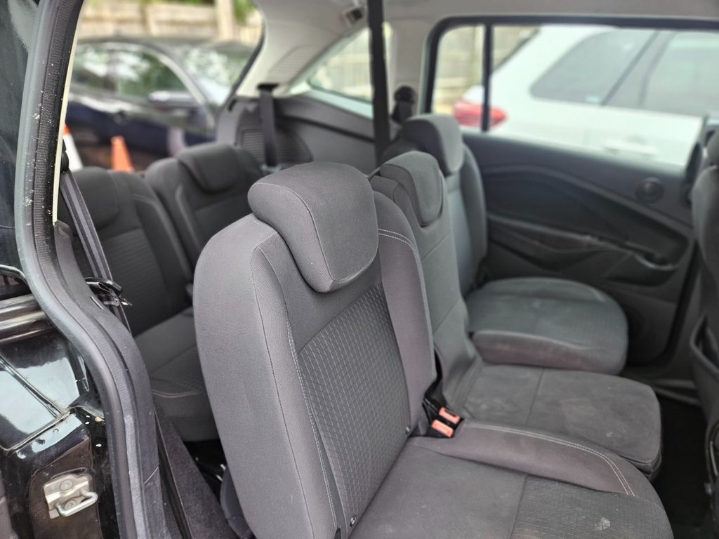 Used Ford Grand C-Max 2018 for sale - 76105984: Photo 6
