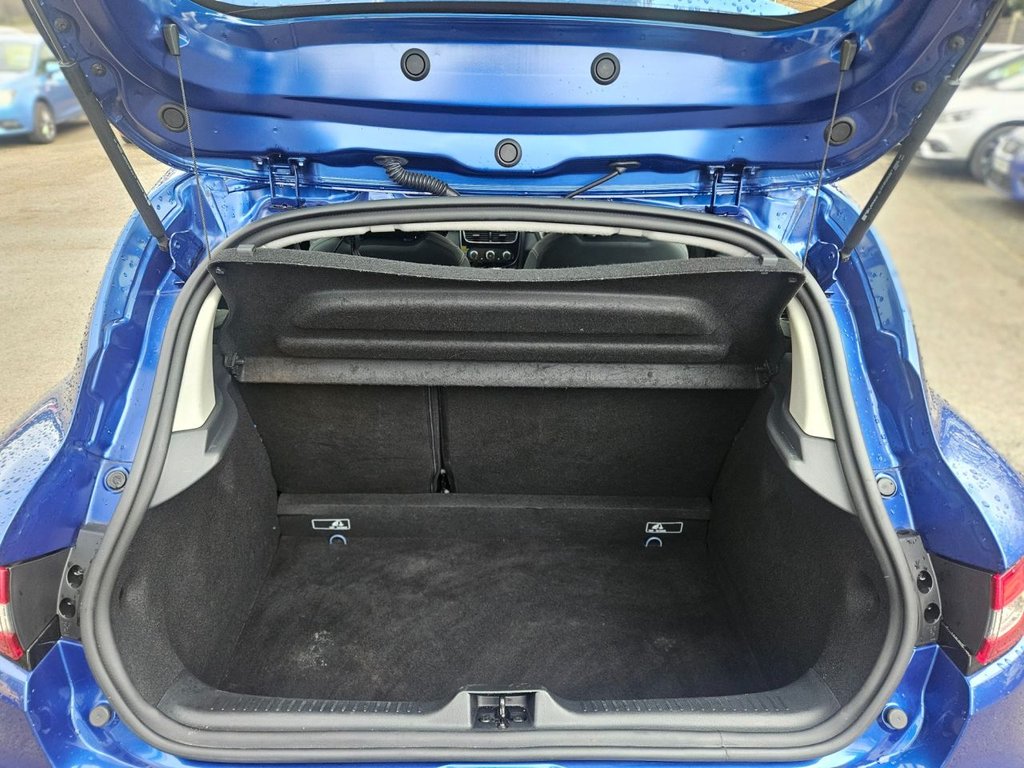 Used Renault Clio 2018 for sale - 76986074: Photo 16