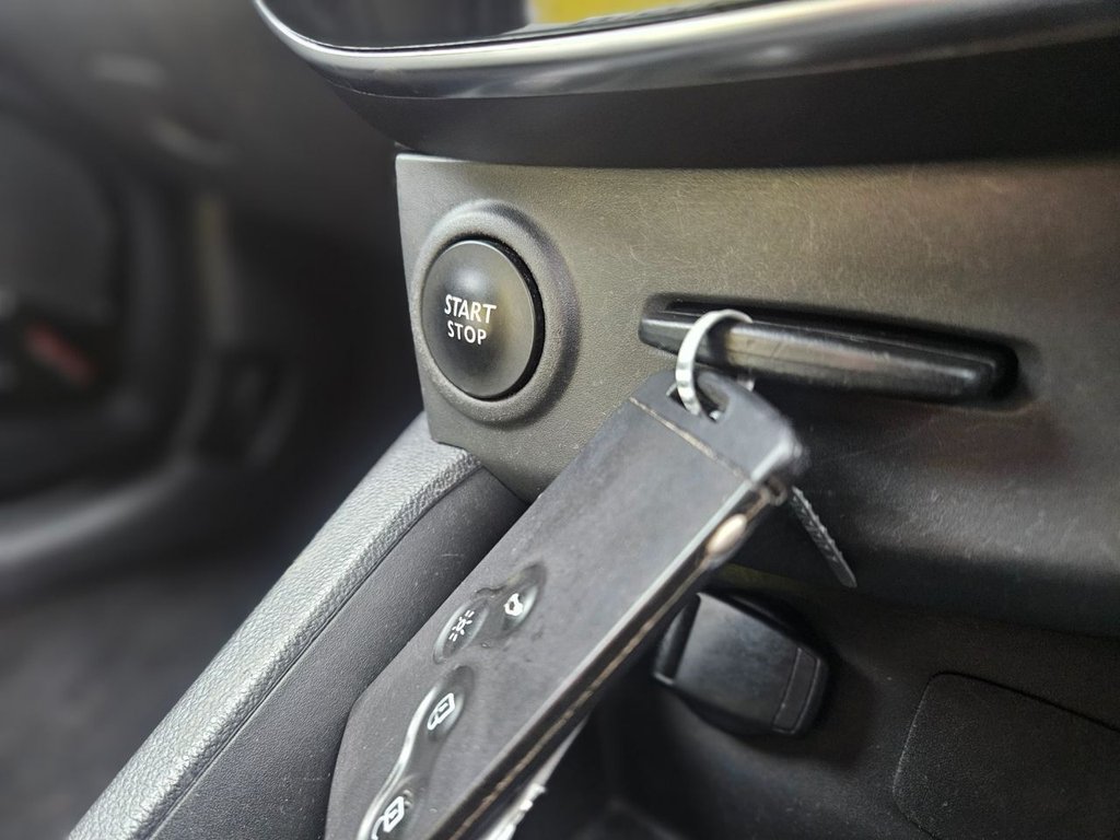 Used Renault Clio 2018 for sale - 76986074: Photo 22