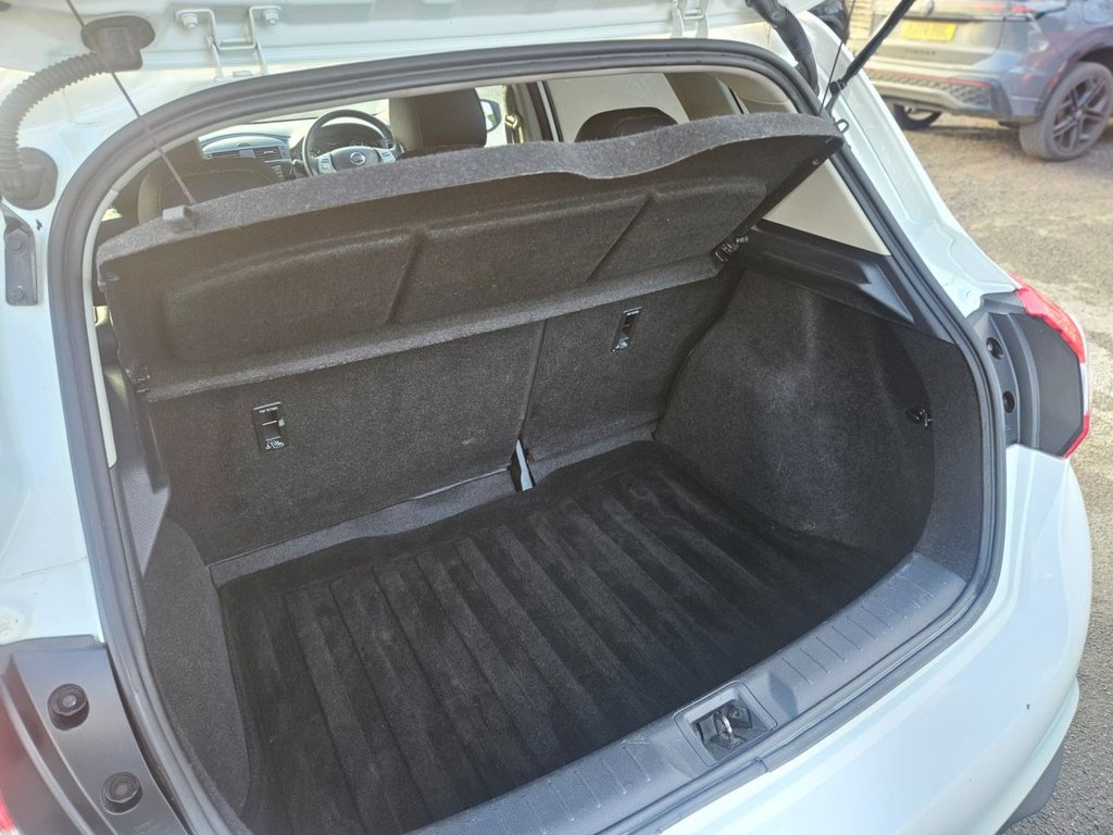 Used Nissan Pulsar 2017 for sale - 76768585: Photo 18