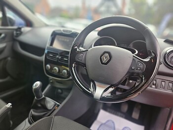 Used Renault Clio 2016 for sale - 75654250: Photo