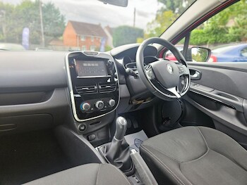 Used Renault Clio 2016 for sale - 75654250: Photo