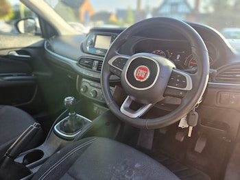 Used Fiat Tipo 2017 for sale - 76029060: Photo