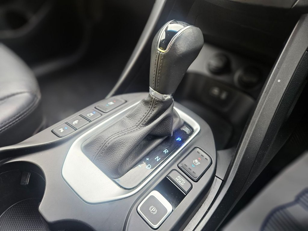 Used Hyundai Santa Fe 2016 for sale - 76185573: Photo 10