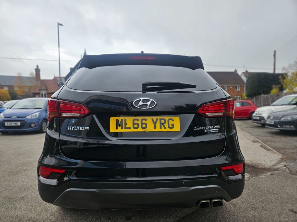 Used Hyundai Santa Fe 2016 for sale - 76185573: Photo 15