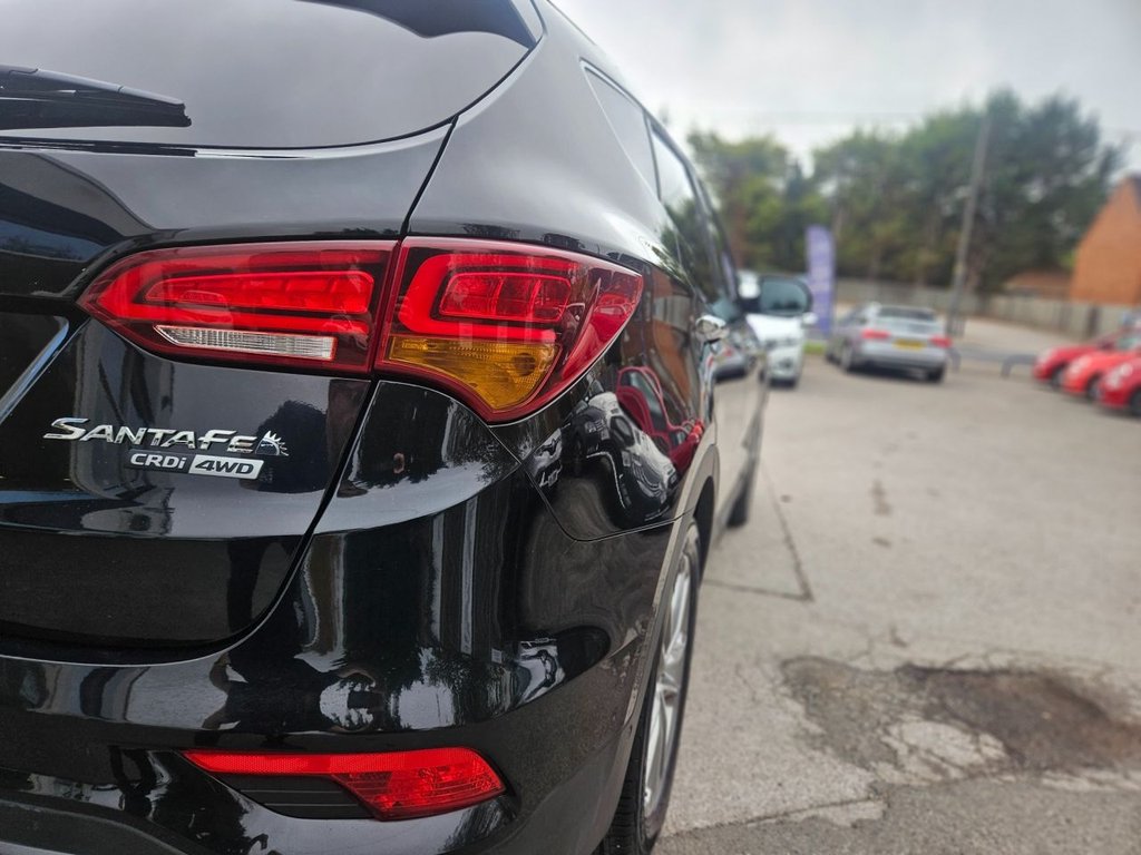 Used Hyundai Santa Fe 2016 for sale - 76185573: Photo 17