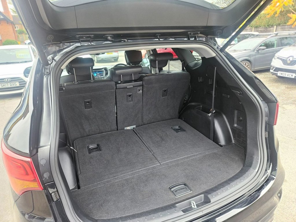 Used Hyundai Santa Fe 2016 for sale - 76185573: Photo 18