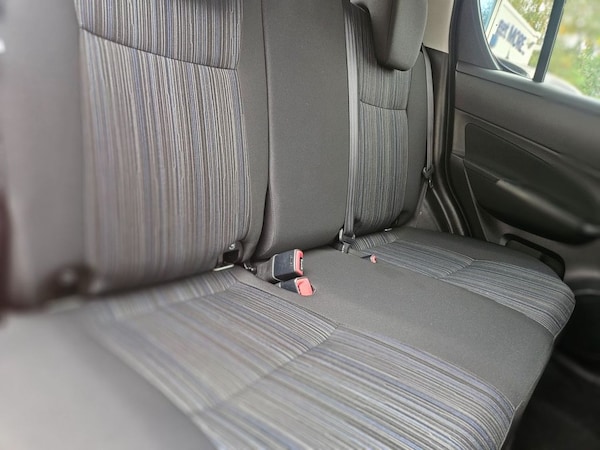 Used Suzuki Swift 2015 for sale - 76106001: Photo 18