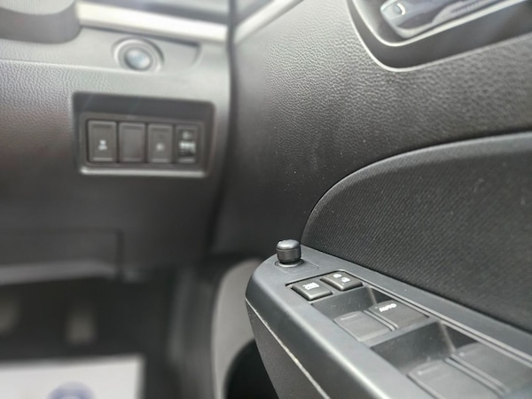 Used Suzuki Swift 2015 for sale - 76106001: Photo 25