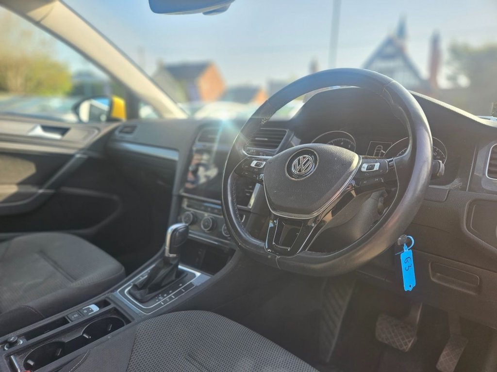 Used Volkswagen Golf 2018 for sale - 78167751: Photo 2