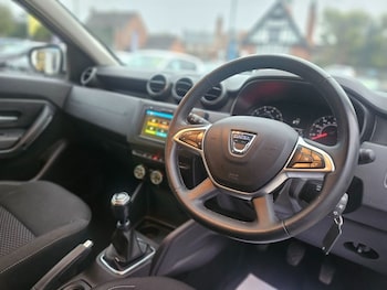 Used Dacia Duster 2021 for sale - 77952480: Photo