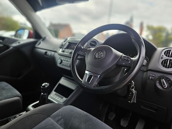 Used Volkswagen Tiguan 2014 for sale - 78069162: Photo