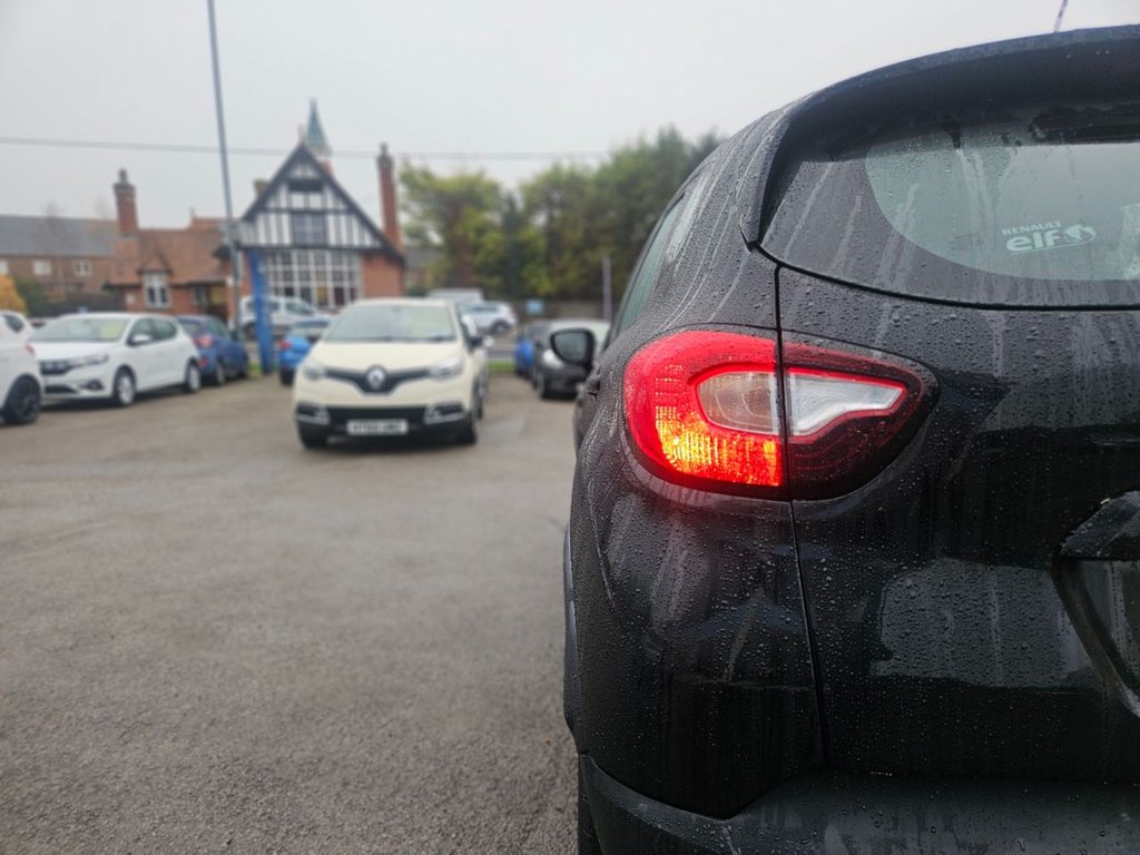 Used Renault Captur 2017 for sale - 76547139: Photo 11