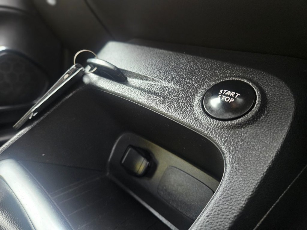 Used Renault Captur 2017 for sale - 76547139: Photo 23